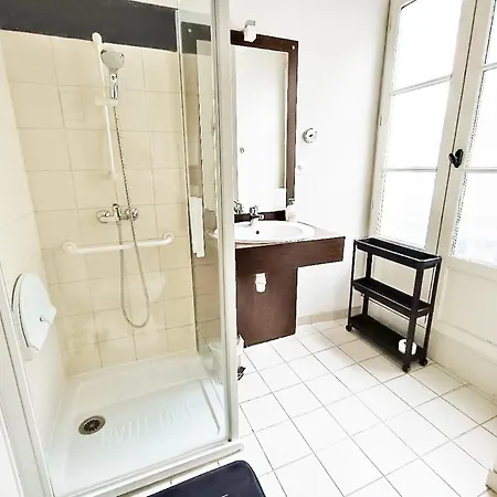 Apartment La Maladeta, T2, Wifi, Ascenseur, Casier A Skis, 4 Personnes *